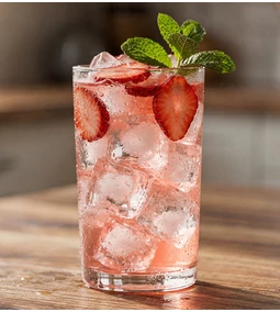 Epres nyári álom – alkoholmentes mocktail FruttaMax light eper szörppel